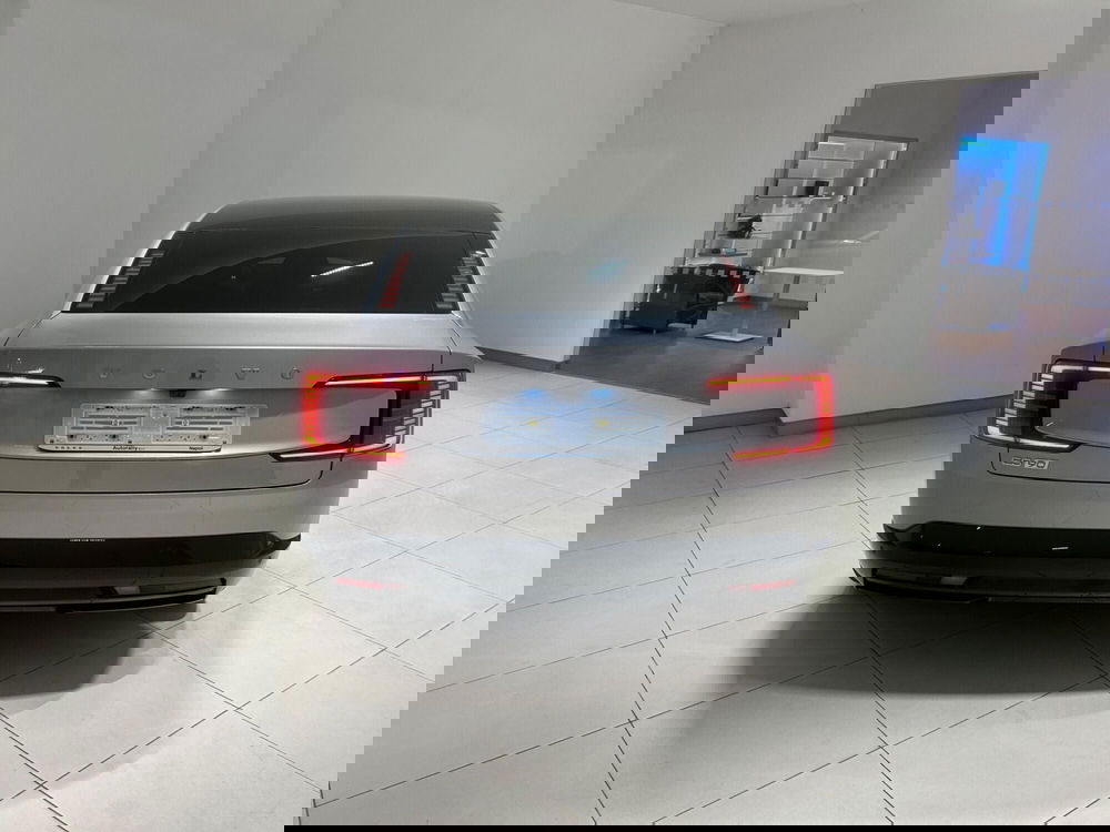 Volvo ES90 nuova a Napoli (8)