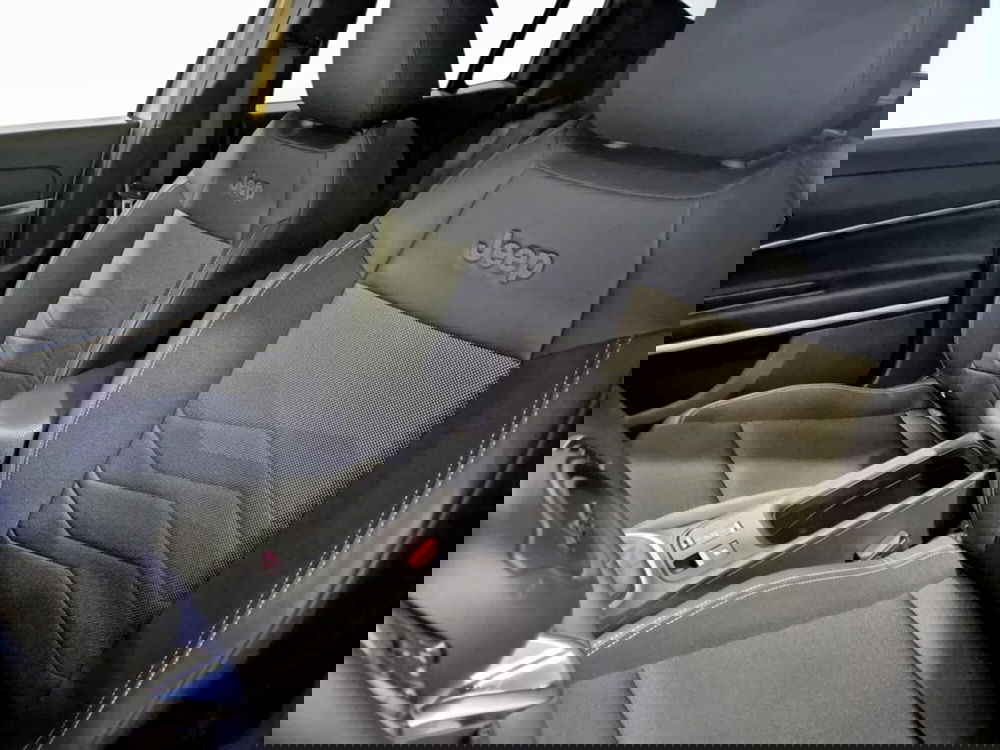 Jeep Avenger usata a Padova (13)