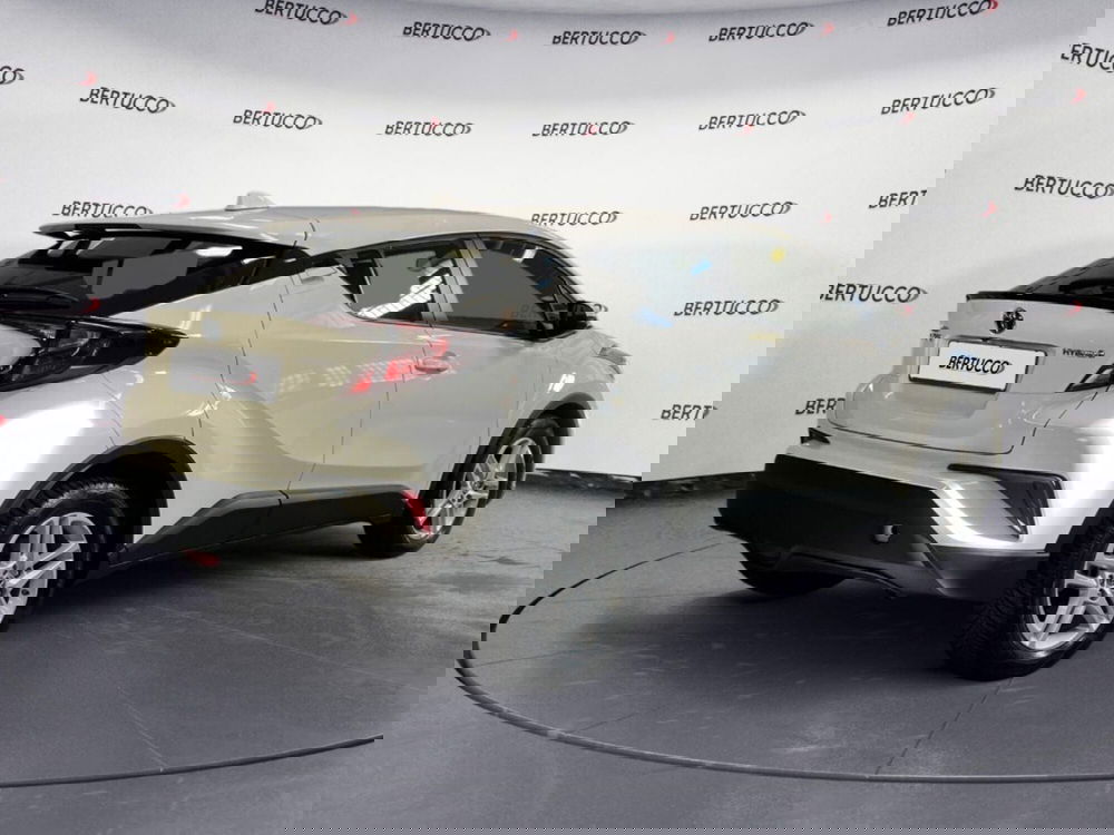 Toyota Toyota C-HR usata a Verona (6)