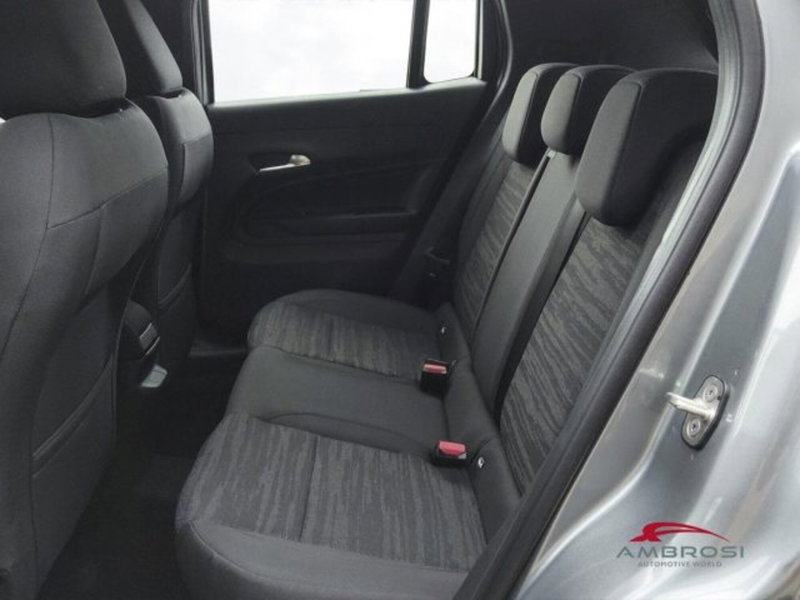 Jeep Avenger nuova a Perugia (11)