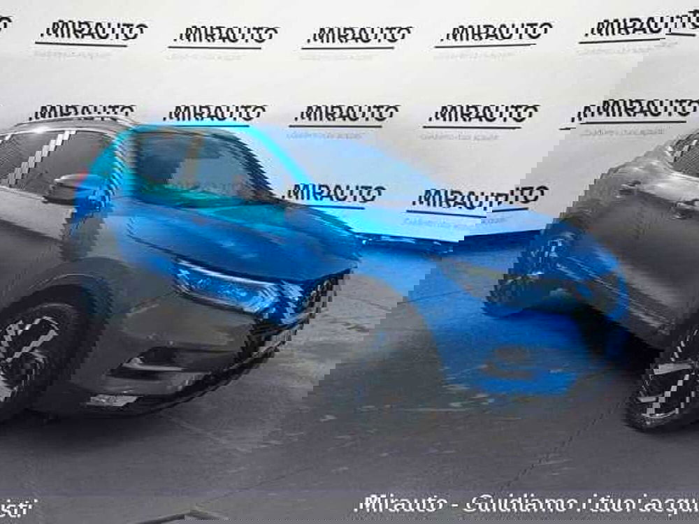 Nissan Qashqai usata a Roma