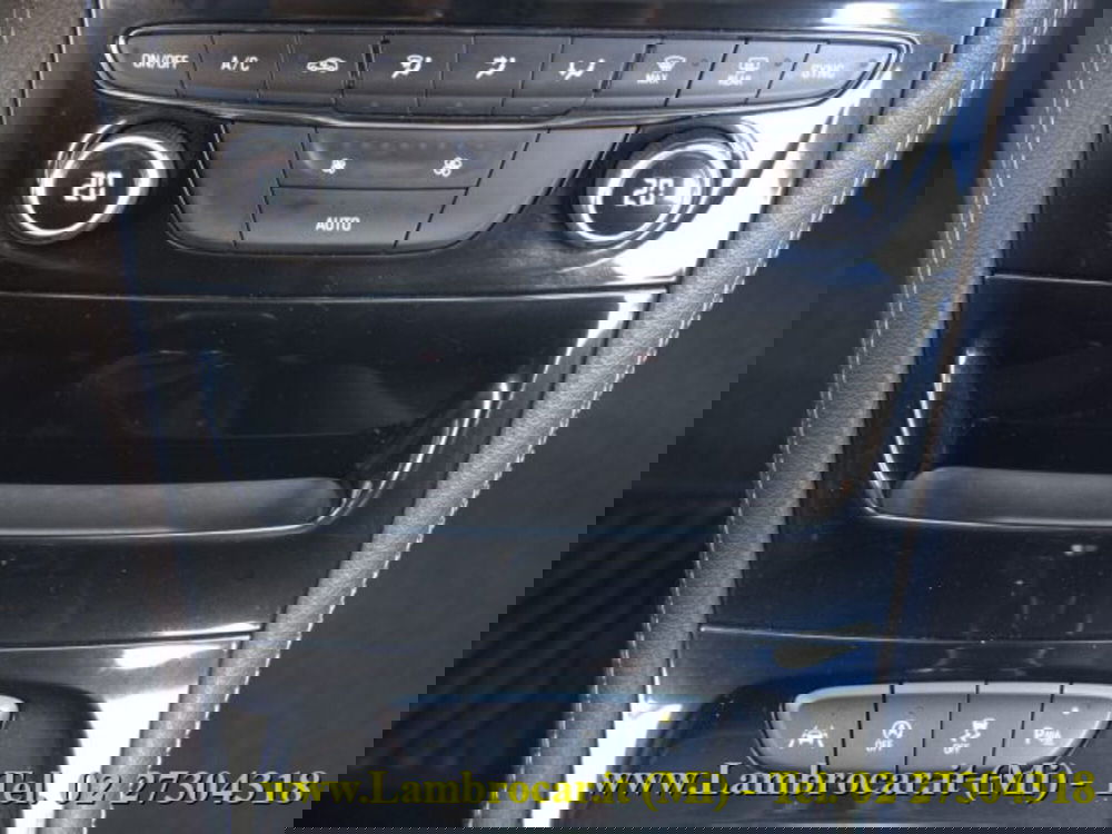 Opel Astra usata a Milano (10)