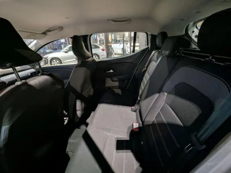 Dacia Sandero usata a Parma (16)