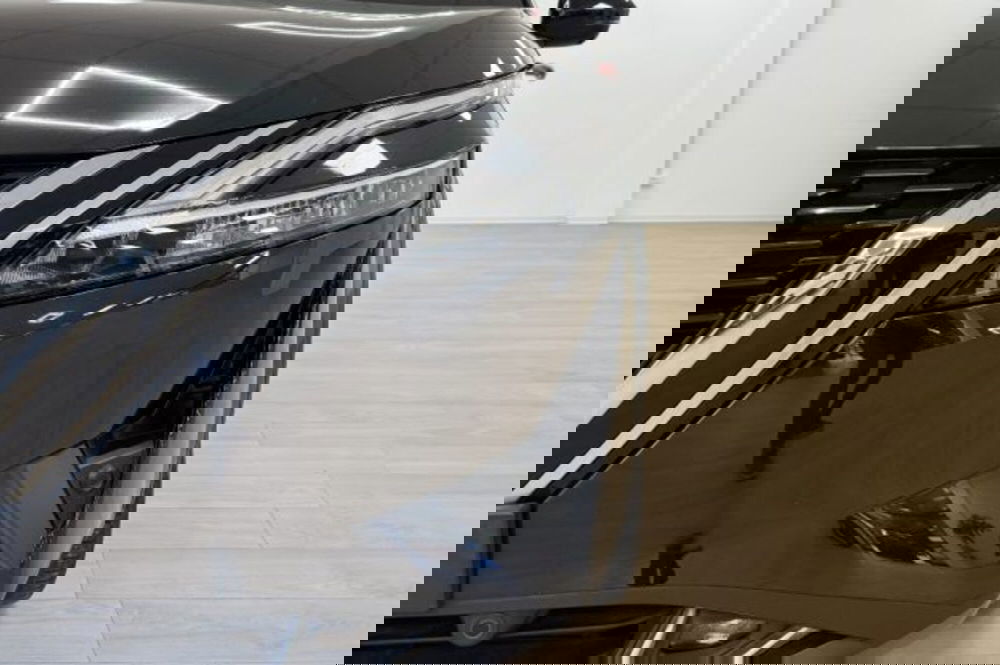 Nissan Qashqai usata a Latina (11)