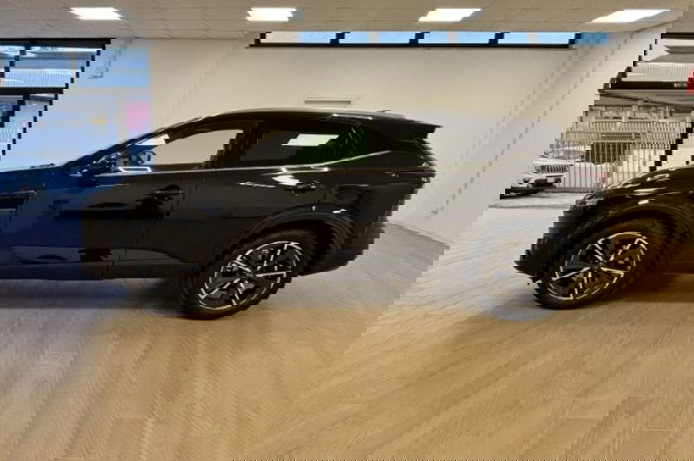 Nissan Qashqai usata a Latina (4)