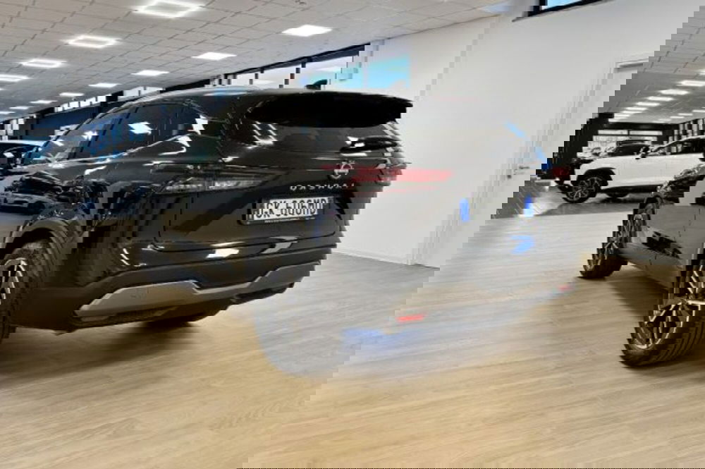 Nissan Qashqai usata a Latina (5)