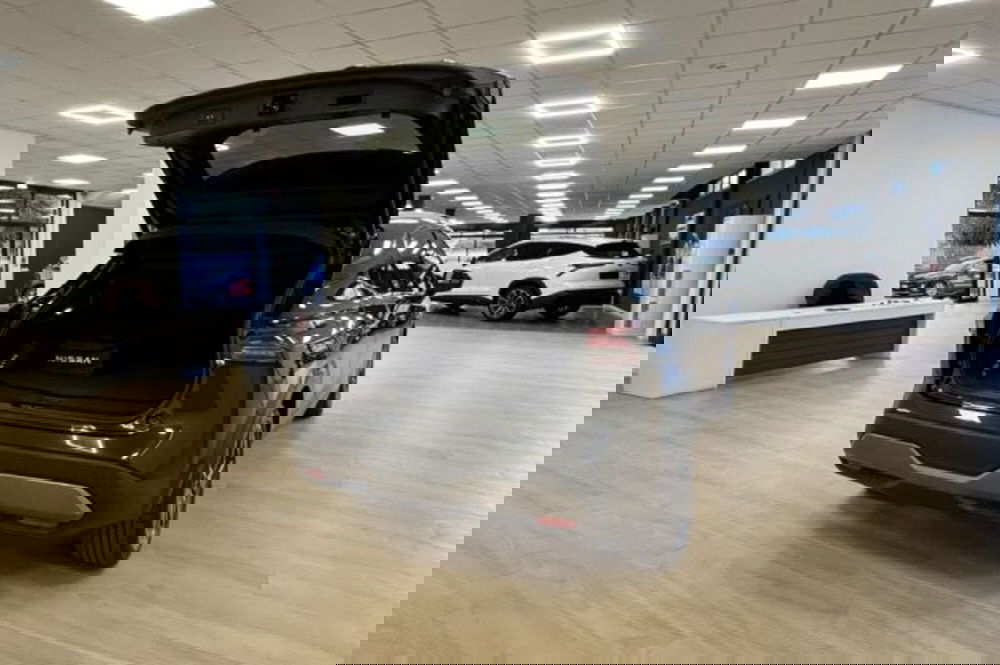 Nissan Qashqai usata a Latina (7)