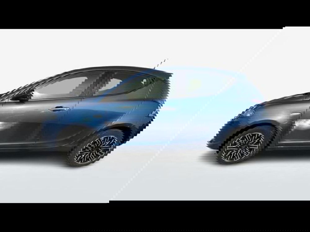 Lancia Ypsilon usata a Firenze (2)