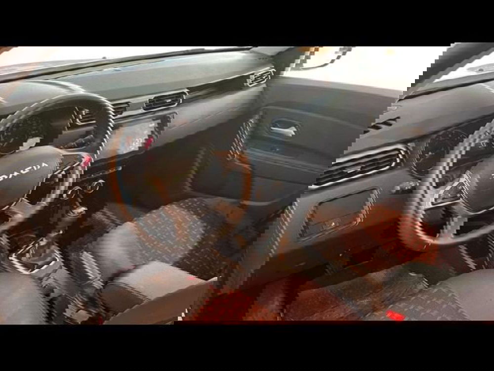 Dacia Duster usata a Firenze (10)