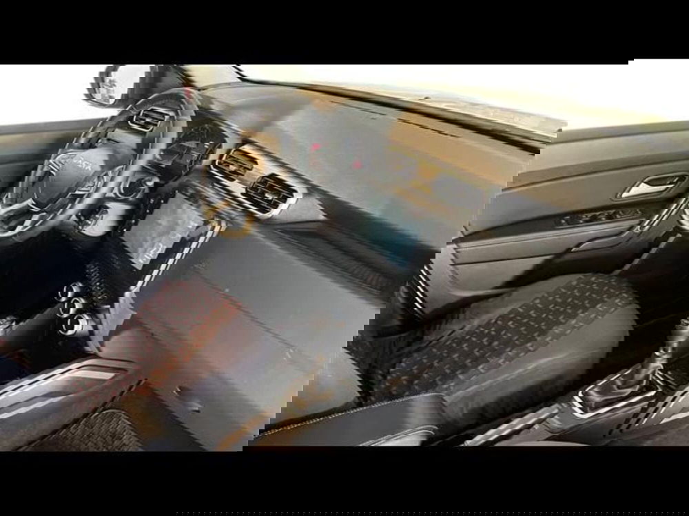 Dacia Duster usata a Firenze (11)