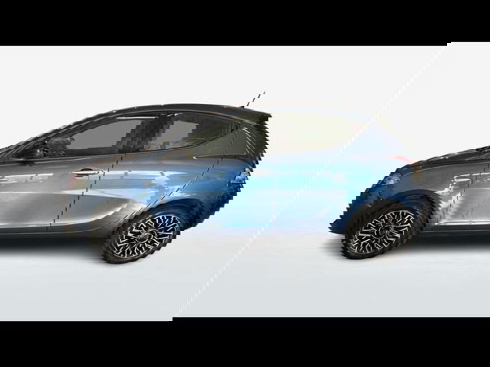 Lancia Ypsilon usata a Firenze (2)