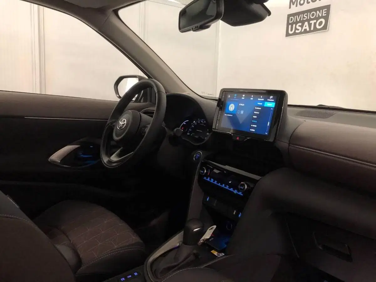 Toyota Yaris Cross usata a Torino (11)