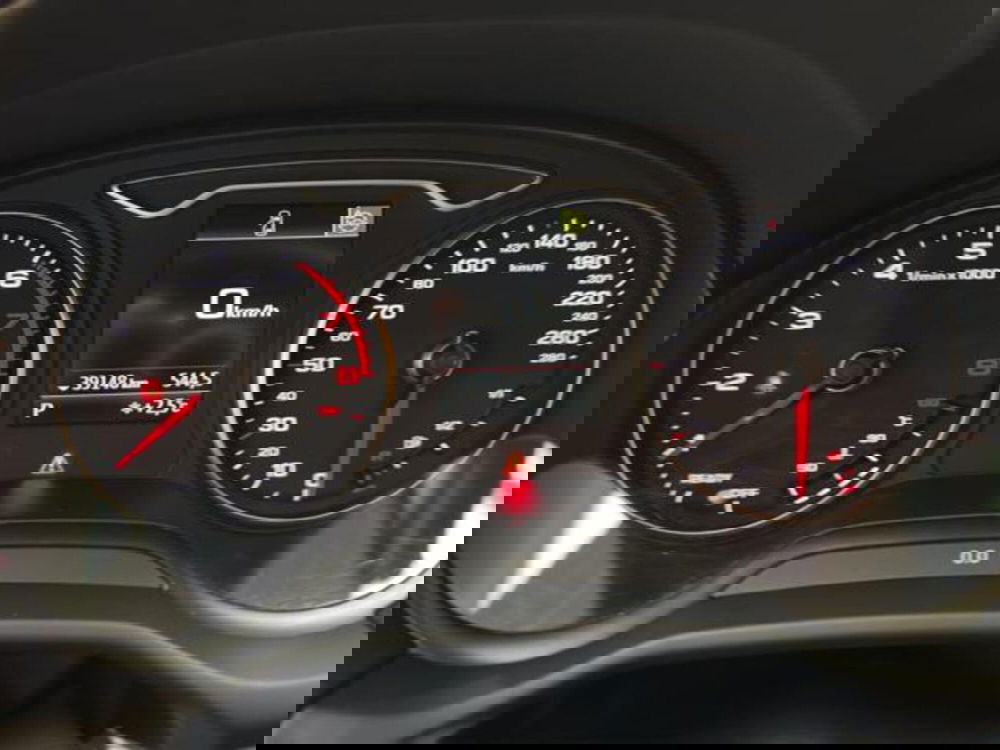 Audi Q2 usata a Milano (11)