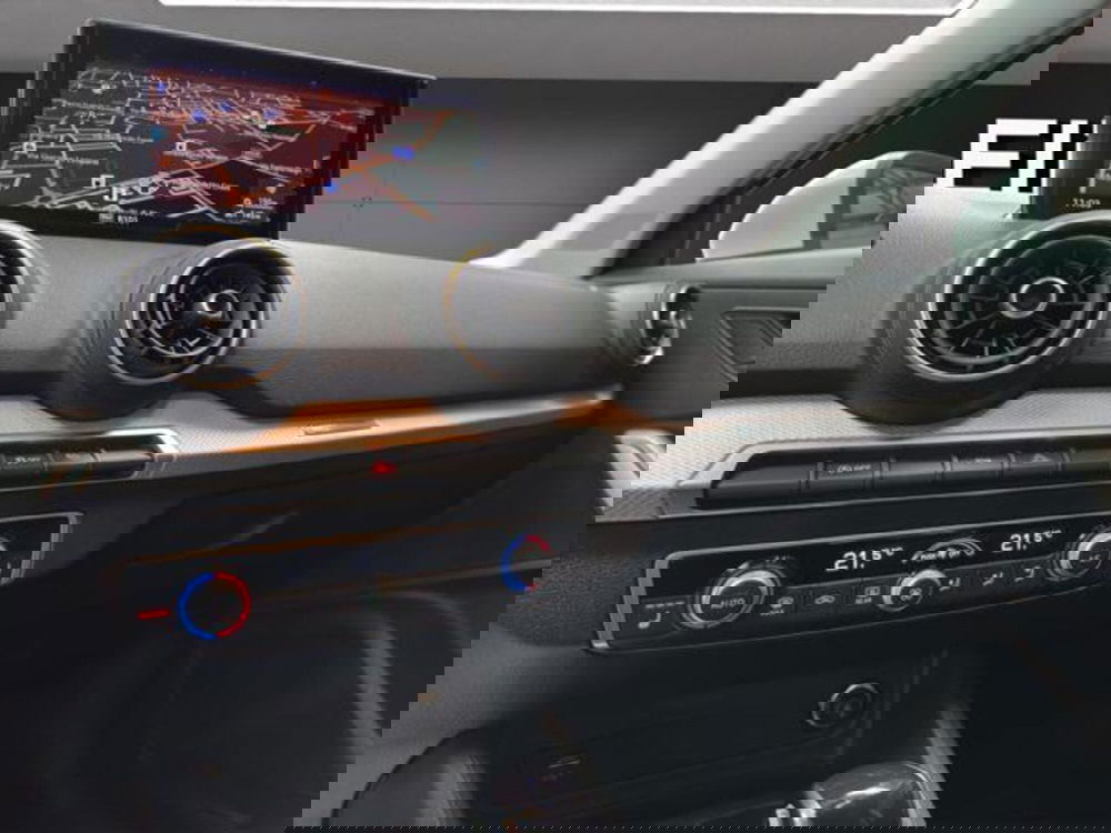 Audi Q2 usata a Milano (12)