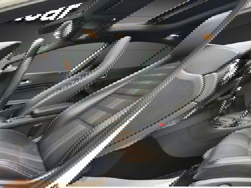 Mercedes-Benz GLA SUV usata a Milano (10)