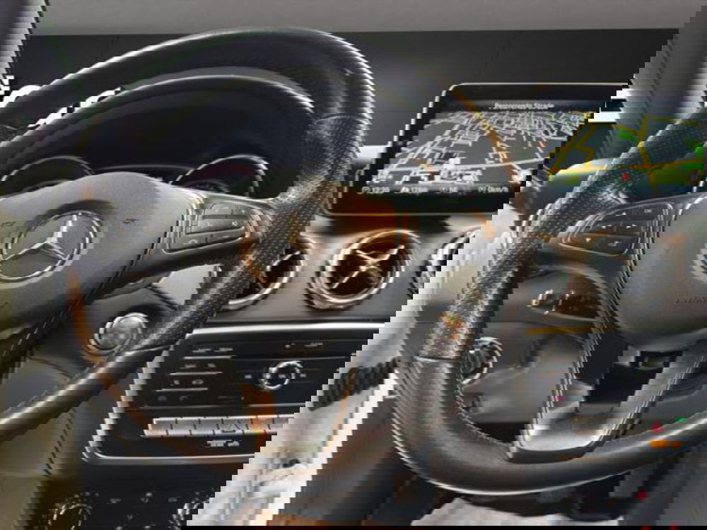 Mercedes-Benz GLA SUV usata a Milano (7)