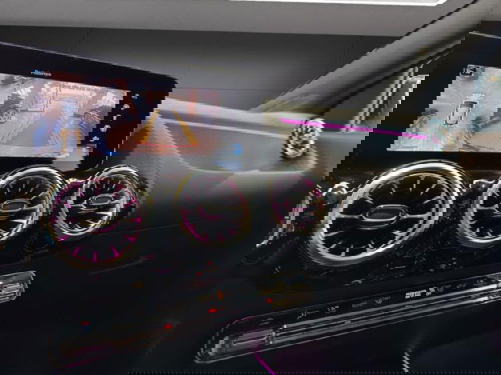 Mercedes-Benz GLA SUV usata a Milano (11)