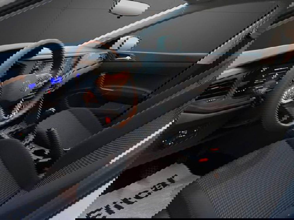 Volkswagen Taigo usata a Milano (12)