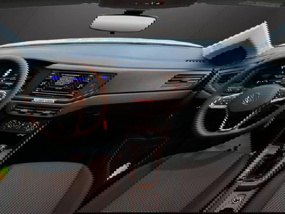 Volkswagen Taigo usata a Milano (13)