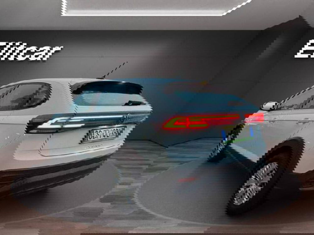 Volkswagen Taigo usata a Milano (3)