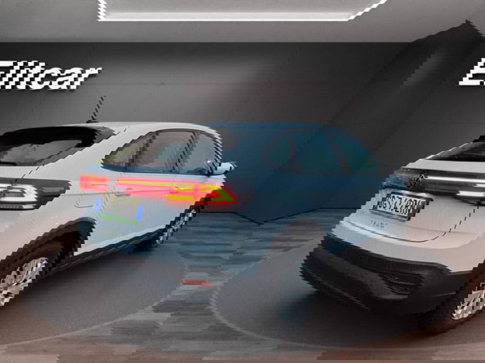 Volkswagen Taigo usata a Milano (6)