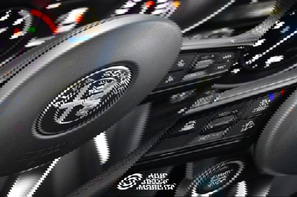 Alfa Romeo Stelvio usata a Perugia (19)