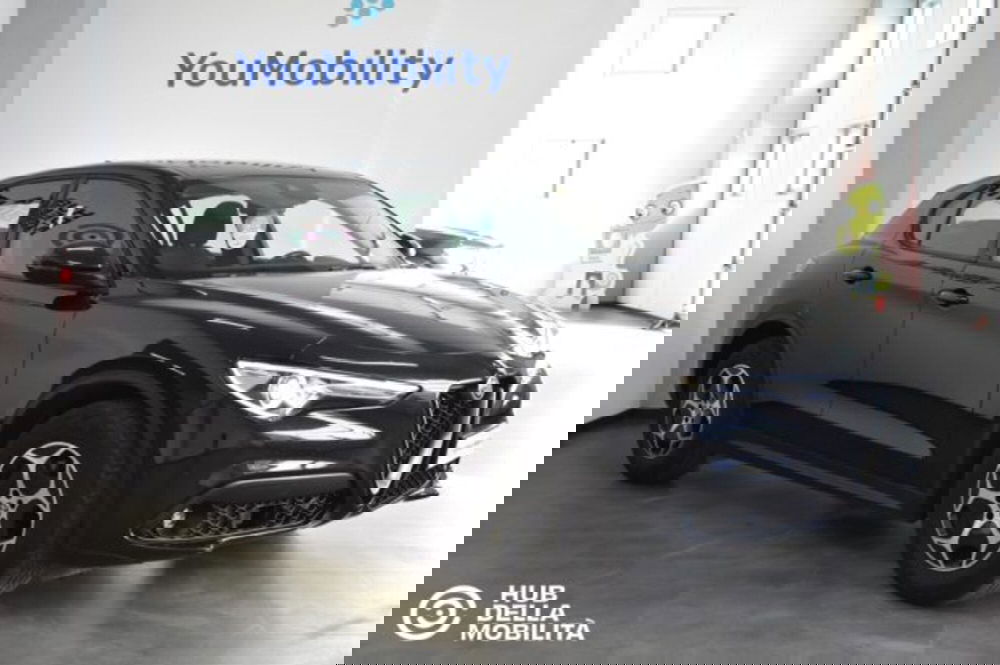 Alfa Romeo Stelvio usata a Perugia (2)