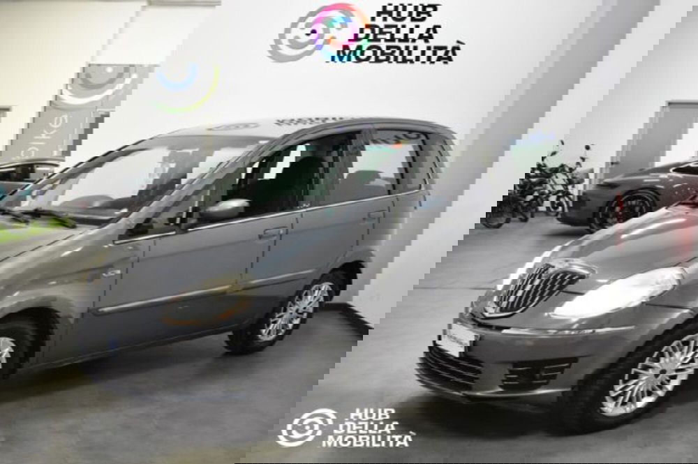 Lancia Musa usata a Perugia (3)