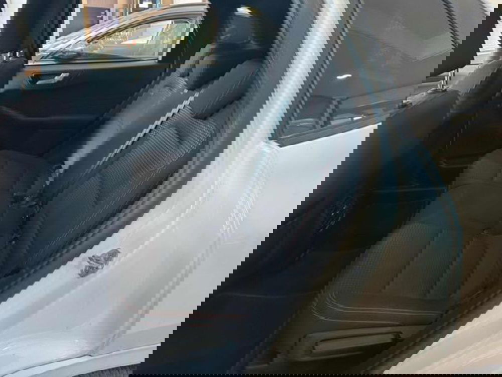 Ford Kuga usata a Lucca (6)