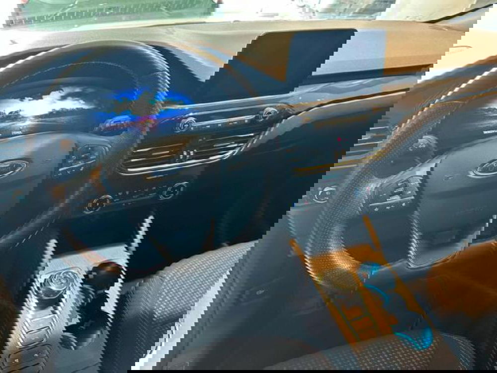 Ford Kuga usata a Lucca (8)