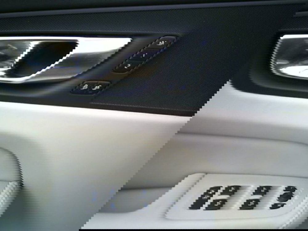 Volvo XC60 usata a Novara (11)