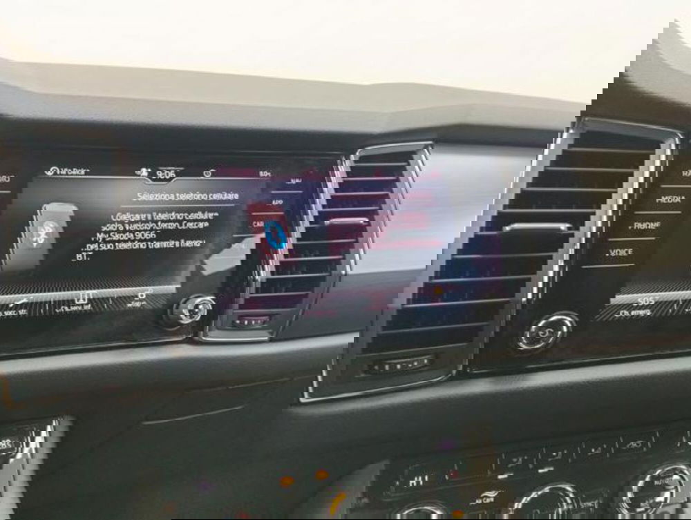 Skoda Kodiaq usata a Como (13)