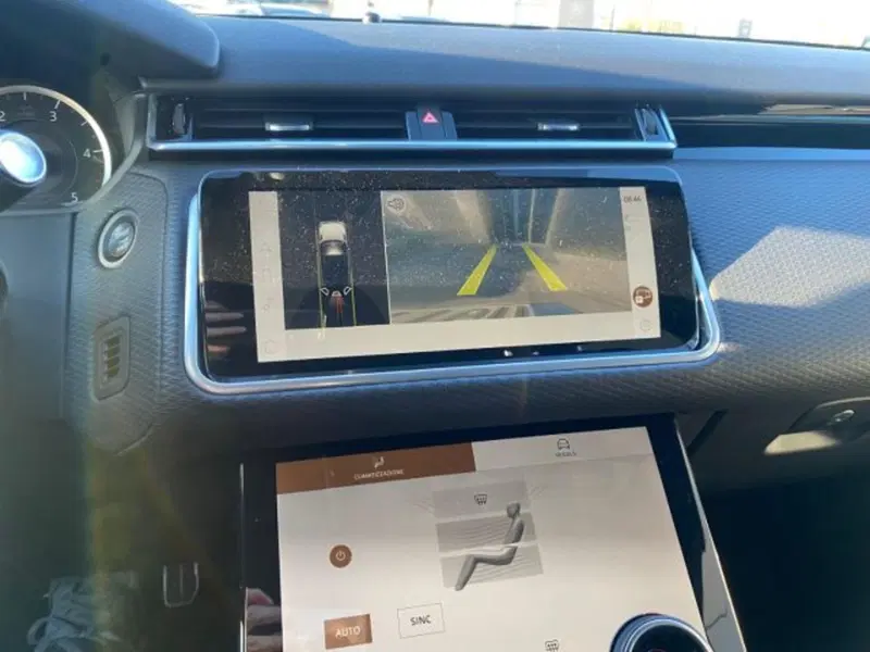 Land Rover Range Rover Velar usata a Livorno (13)