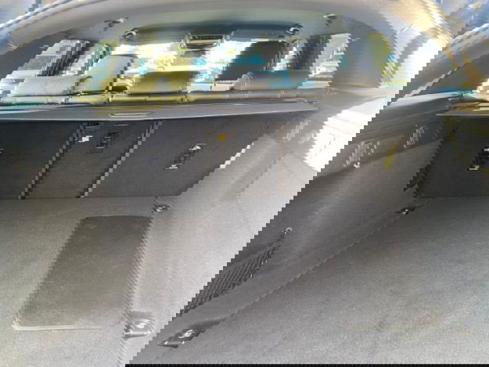 Land Rover Range Rover Velar usata a Livorno (16)