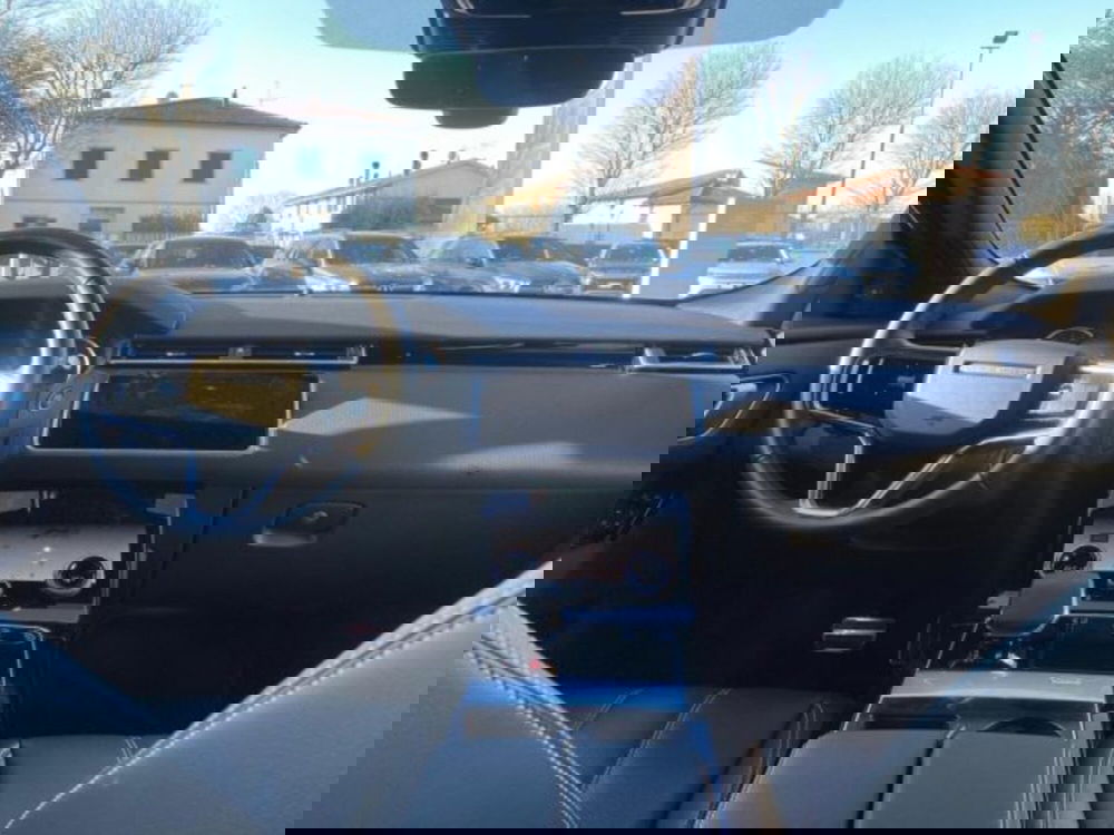 Land Rover Range Rover Velar usata a Livorno (4)