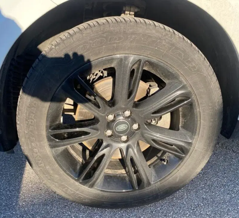 Land Rover Range Rover Velar usata a Livorno (9)
