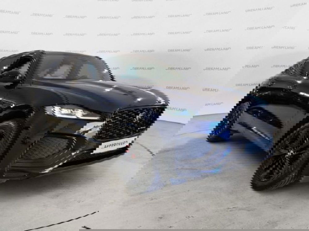 Jaguar F-Pace usata a Livorno (13)