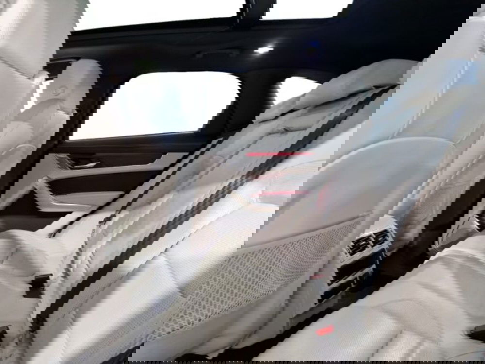 Jaguar F-Pace usata a Livorno (18)