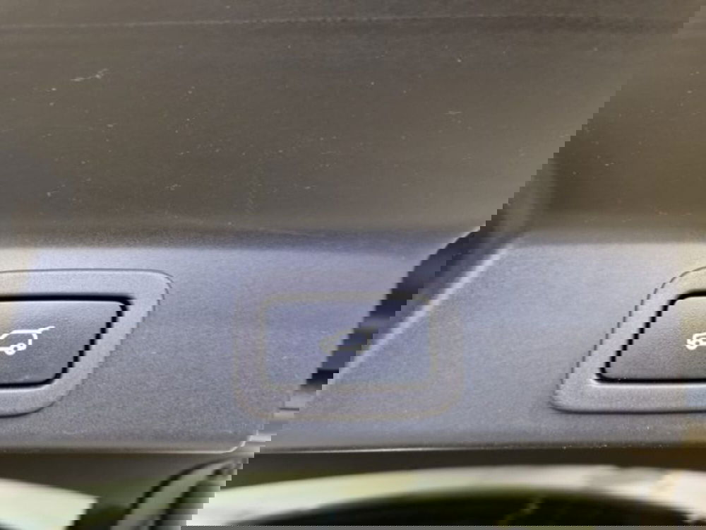 Jaguar F-Pace usata a Livorno (20)