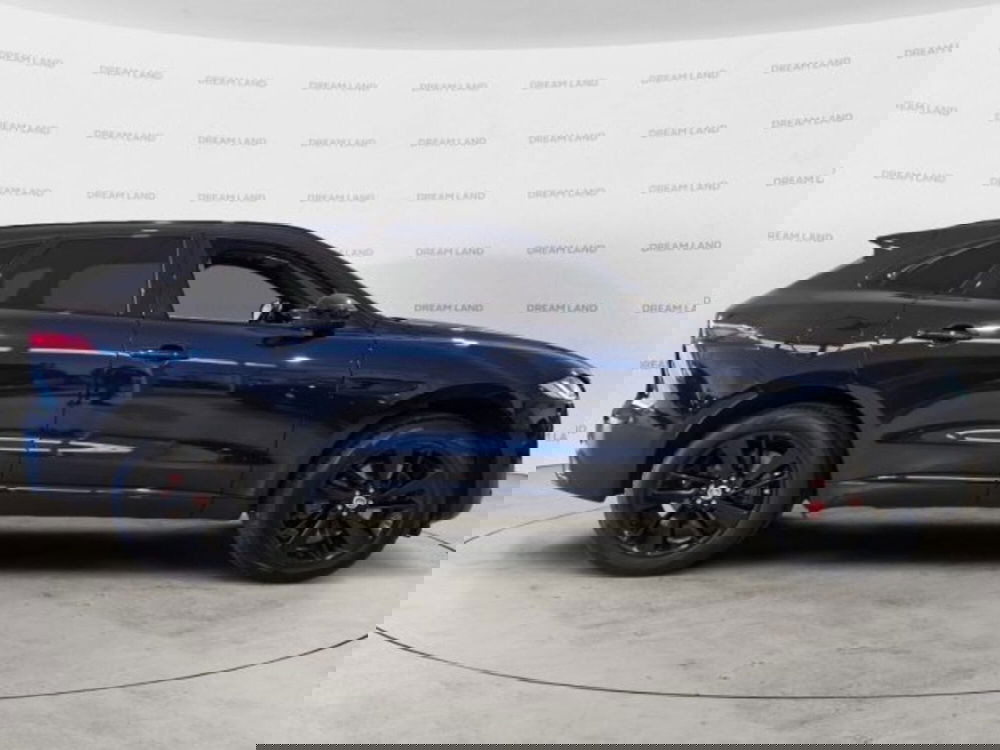 Jaguar F-Pace usata a Livorno (8)