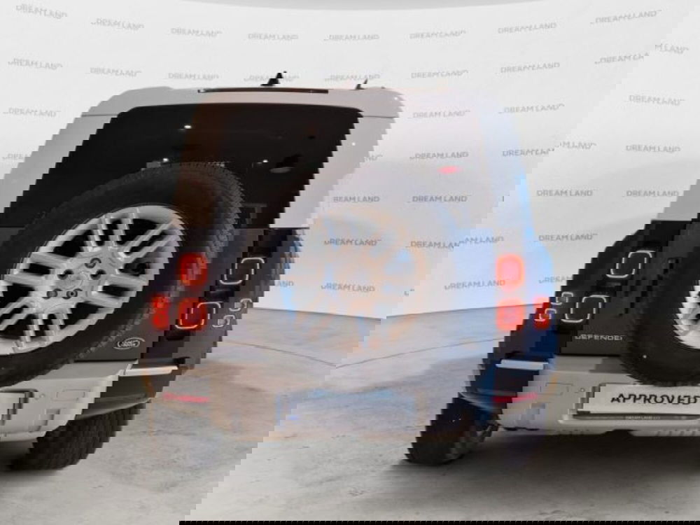 Land Rover Defender usata a Livorno (9)