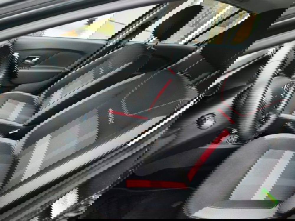 Dacia Sandero usata a Livorno (4)