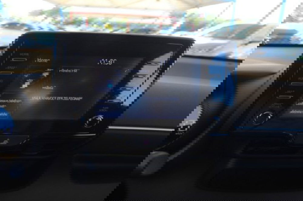 Toyota Yaris Cross nuova a Roma (17)