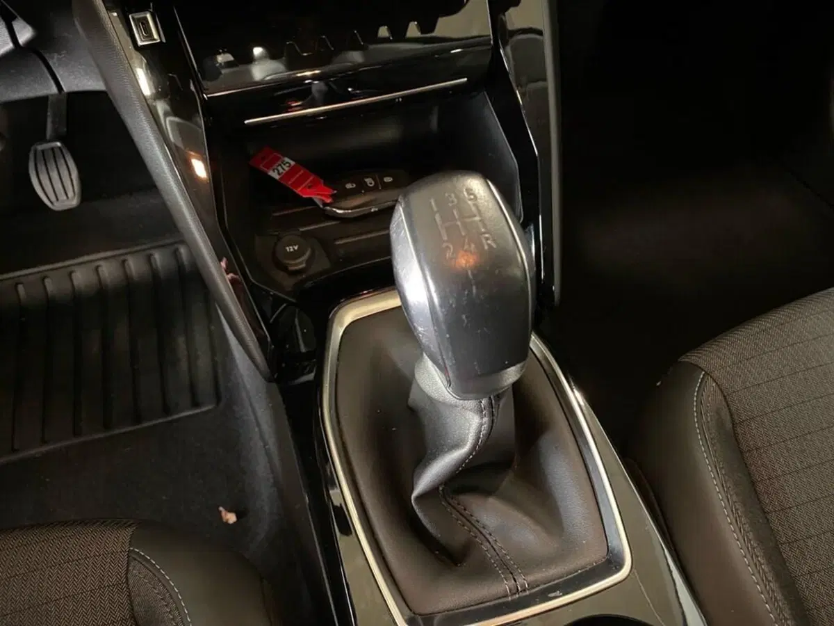 Peugeot 208 usata a Torino (12)