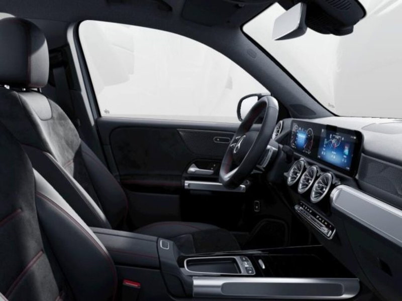 Mercedes-Benz GLB nuova a Verona (6)