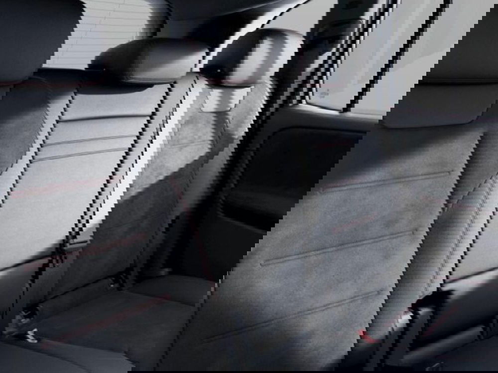 Mercedes-Benz GLB nuova a Verona (7)