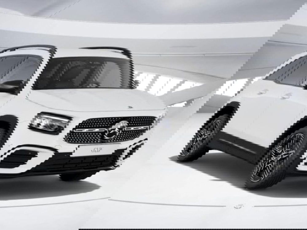 Mercedes-Benz GLB nuova a Verona