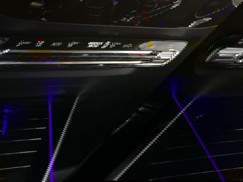 Mercedes-Benz EQA usata a Verona (14)