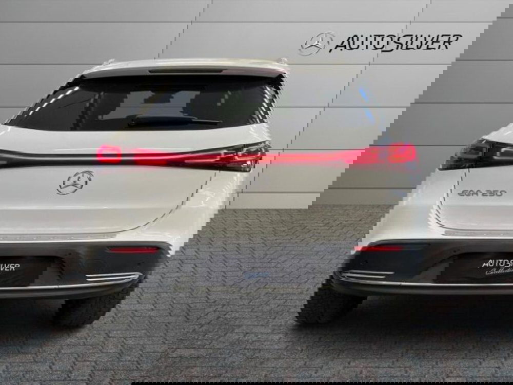 Mercedes-Benz EQA usata a Verona (4)