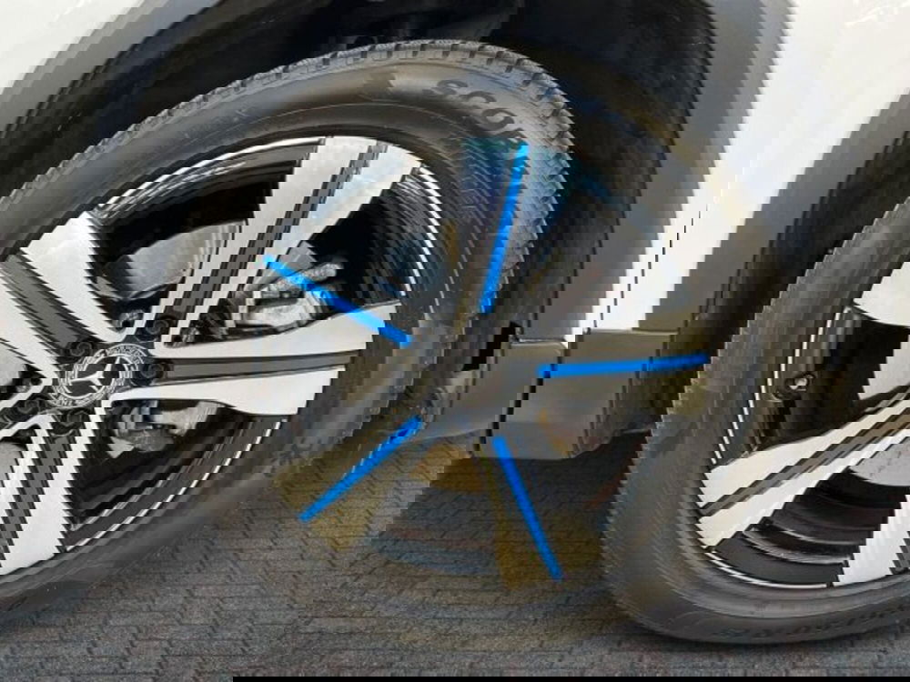 Mercedes-Benz EQA usata a Verona (7)